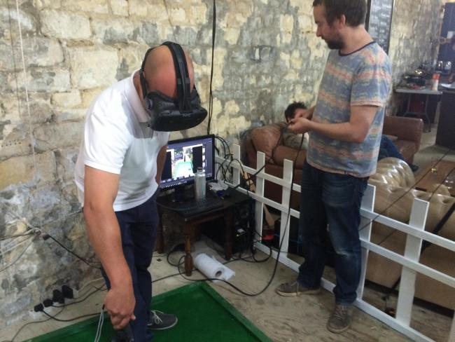 VR minigolf, virtual reality, crazy golf
