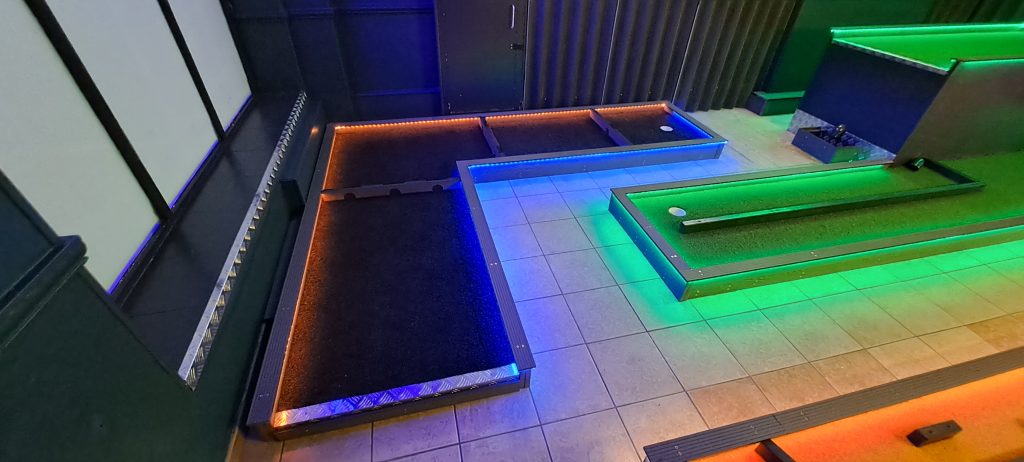 mini golf at bonkers illumination